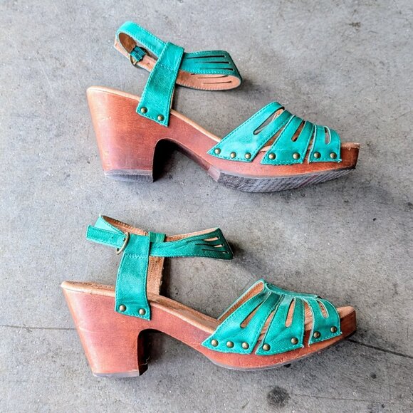 Miz Mooz Hilary Green Leather Peep Toe Wooden Block Heel Sandals size 9 - Picture 8 of 10